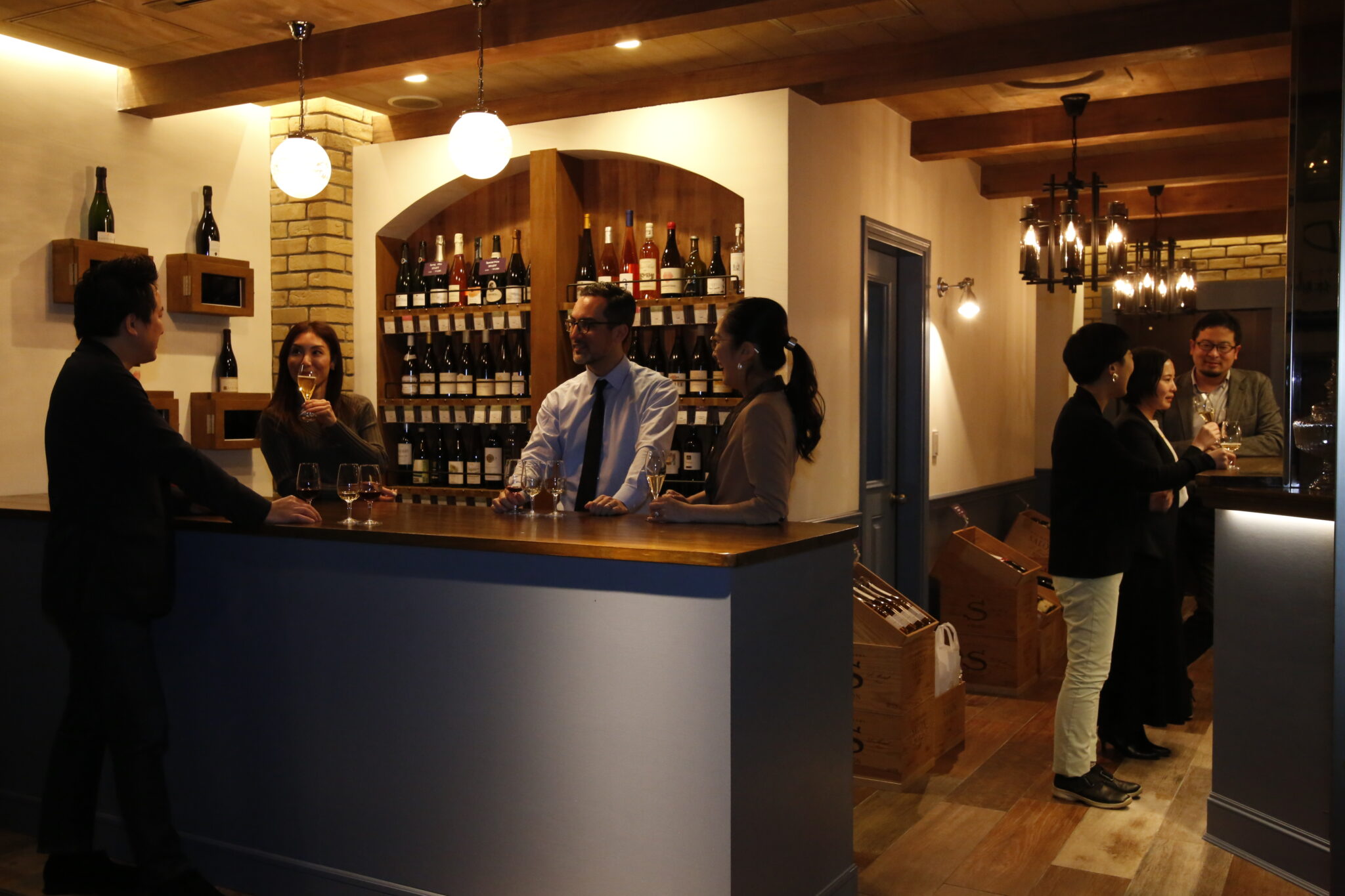 WINE plus バーメニューについて WINE plus（ワインプラス）